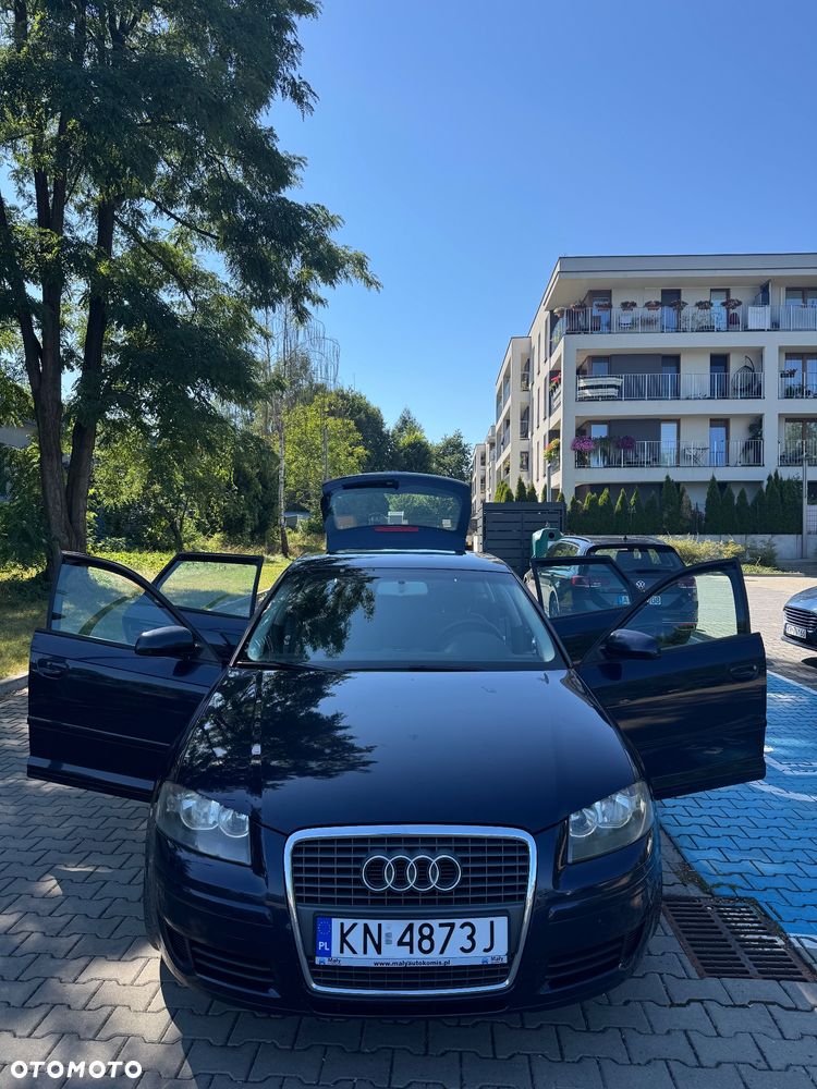 Audi A3 Sportback - 2