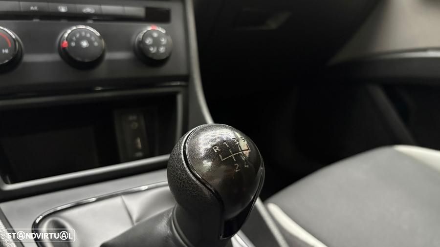 SEAT Leon ST 1.6 TDI S&S Reference - 12