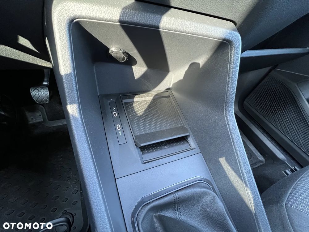 Volkswagen Caddy - 17