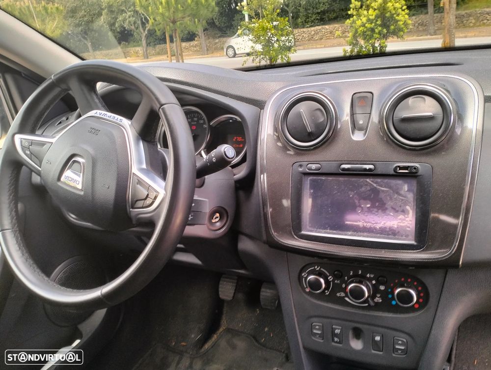 Dacia Sandero 0.9 TCe Stepway - 8