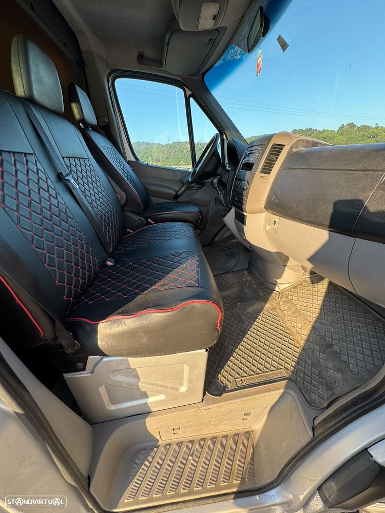 Mercedes-Benz Sprinter - 9