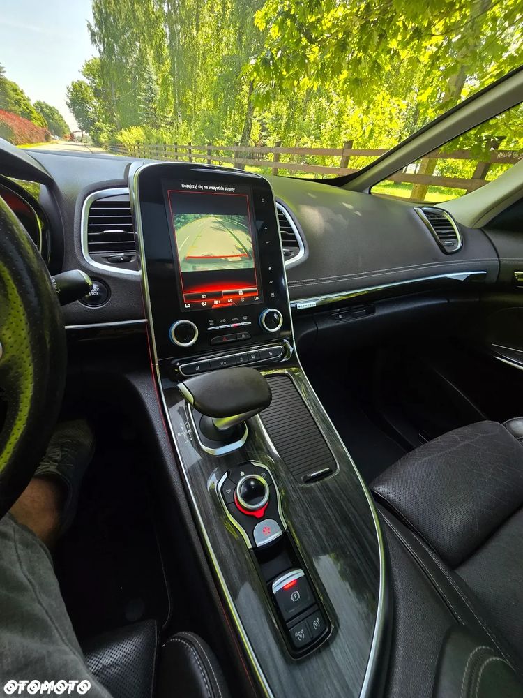 Renault Espace 1.6 dCi Energy Initiale Paris EDC 7os - 27