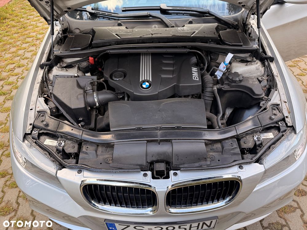BMW Seria 3 318d - 9