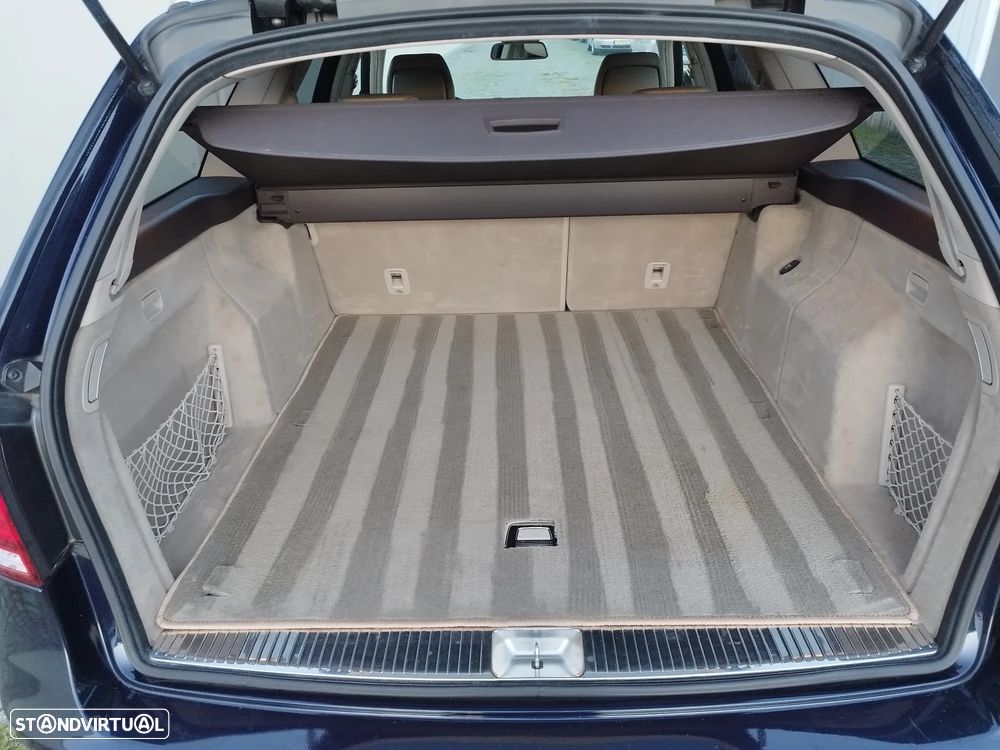 Mercedes-Benz E 220 T CDI Avantgarde - 7