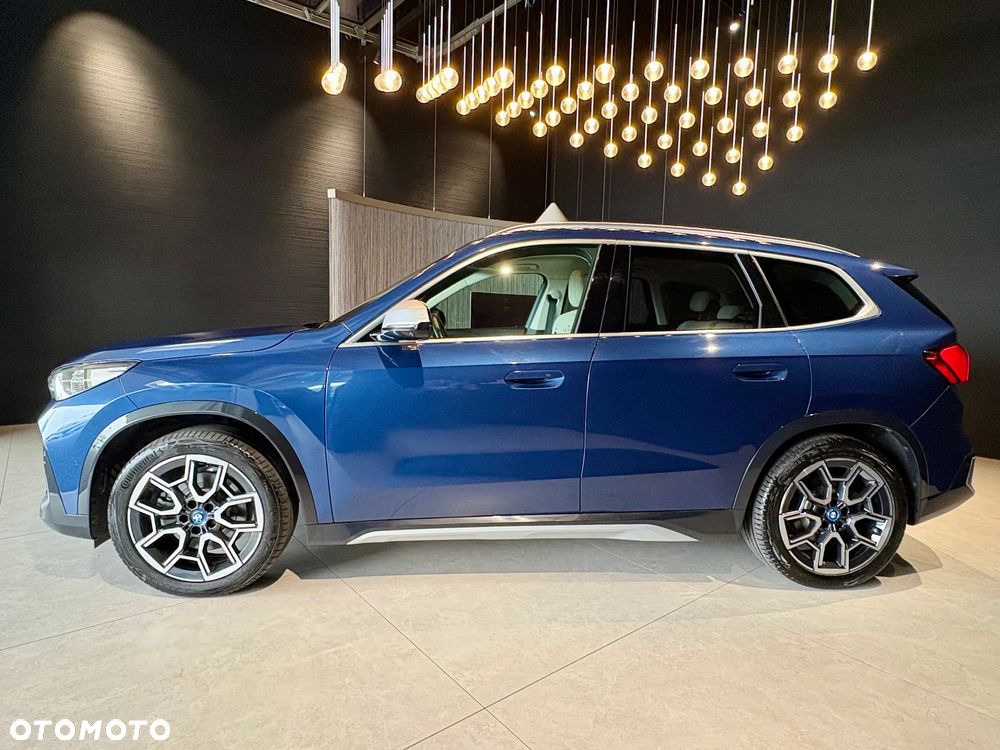 BMW iX1 - 5