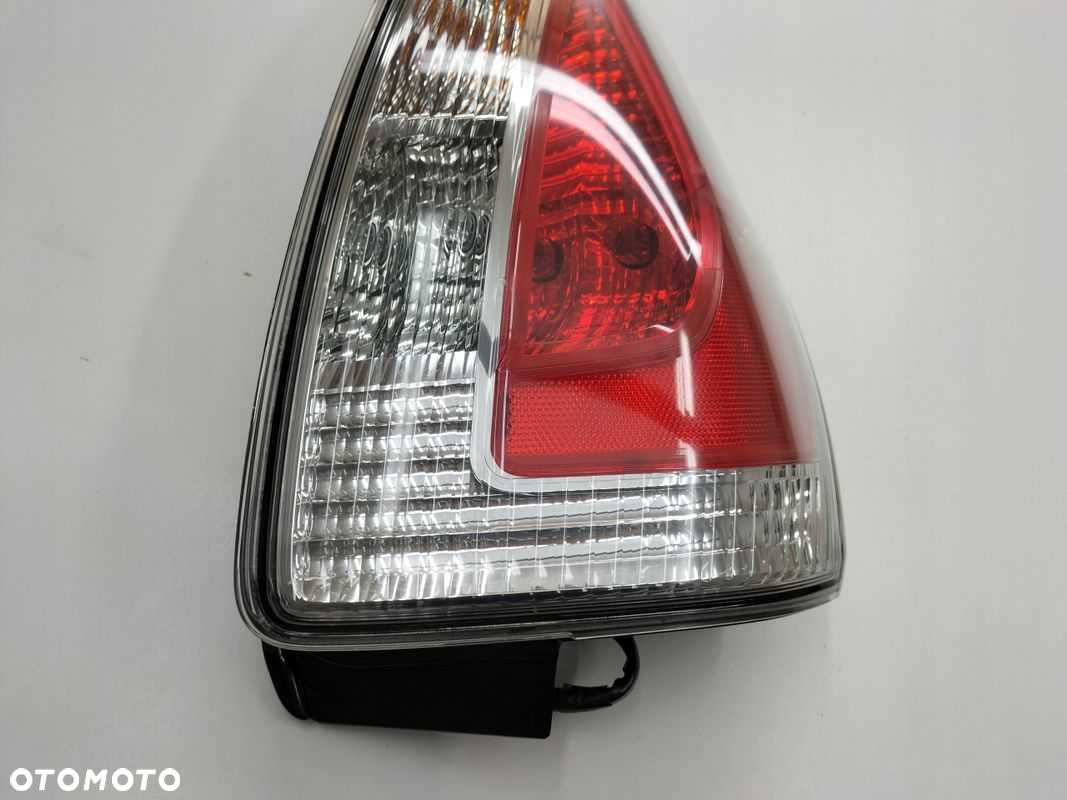 LAMPA PRAWY TYŁ PRAWA TYLNA MAZDA 5 CR C29151150 - 2