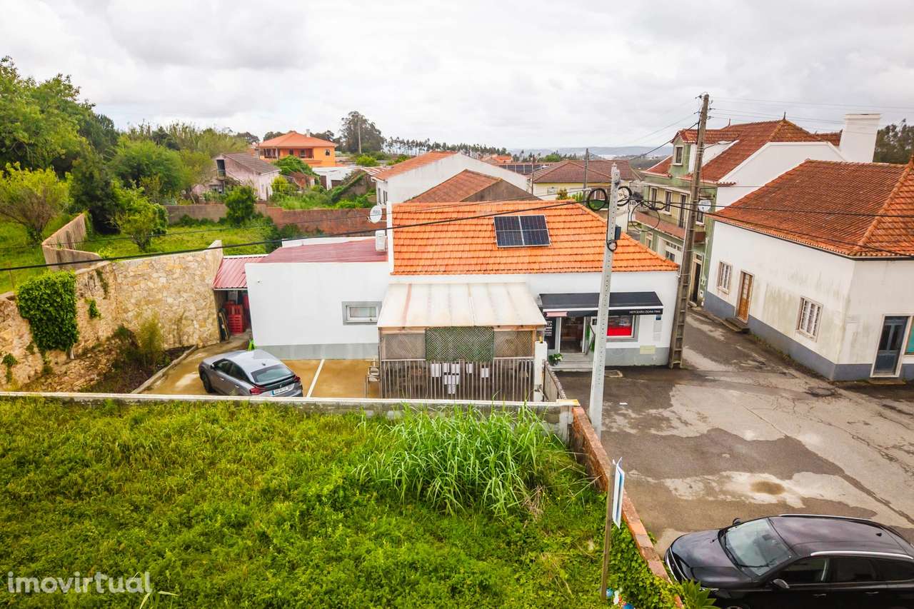 Loja com 102m2 | Logradouro de 170m2 | 2023 - Grande imagem: 4/13