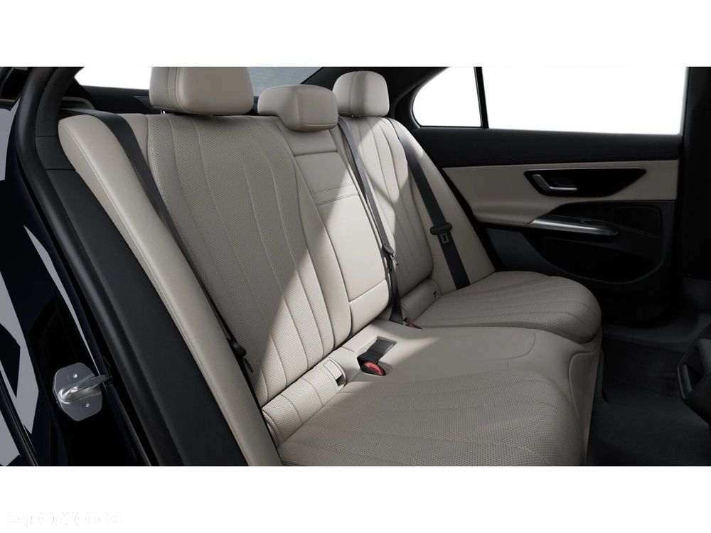 Mercedes-Benz Klasa E 200 mHEV Avantgarde 9G-Tronic - 10
