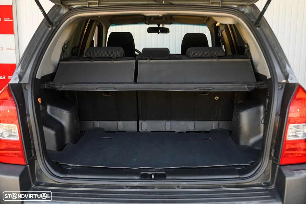 Hyundai Tucson 2.0 2WD GLS - 20