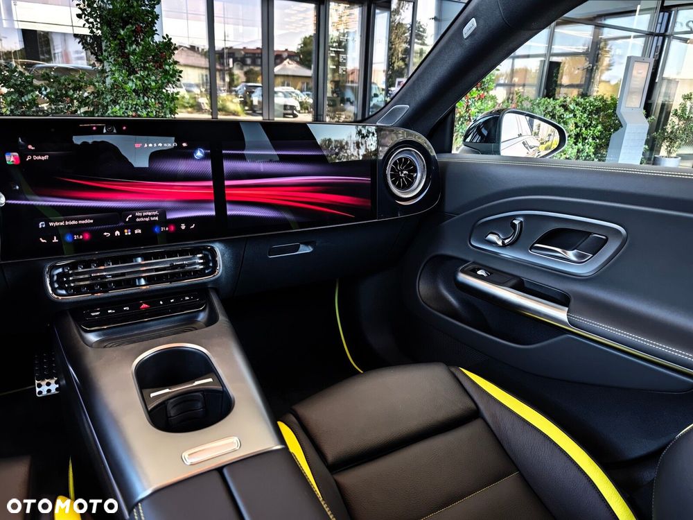 Mercedes-Benz CLA - 19