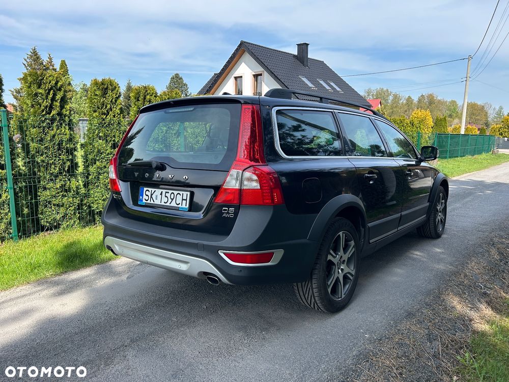 Volvo XC 70 D5 AWD Dynamic Kinetic - 3