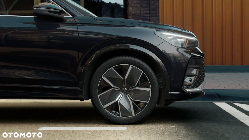 Volkswagen Tiguan 1.5 eTSI R-Line Plus DSG - 9