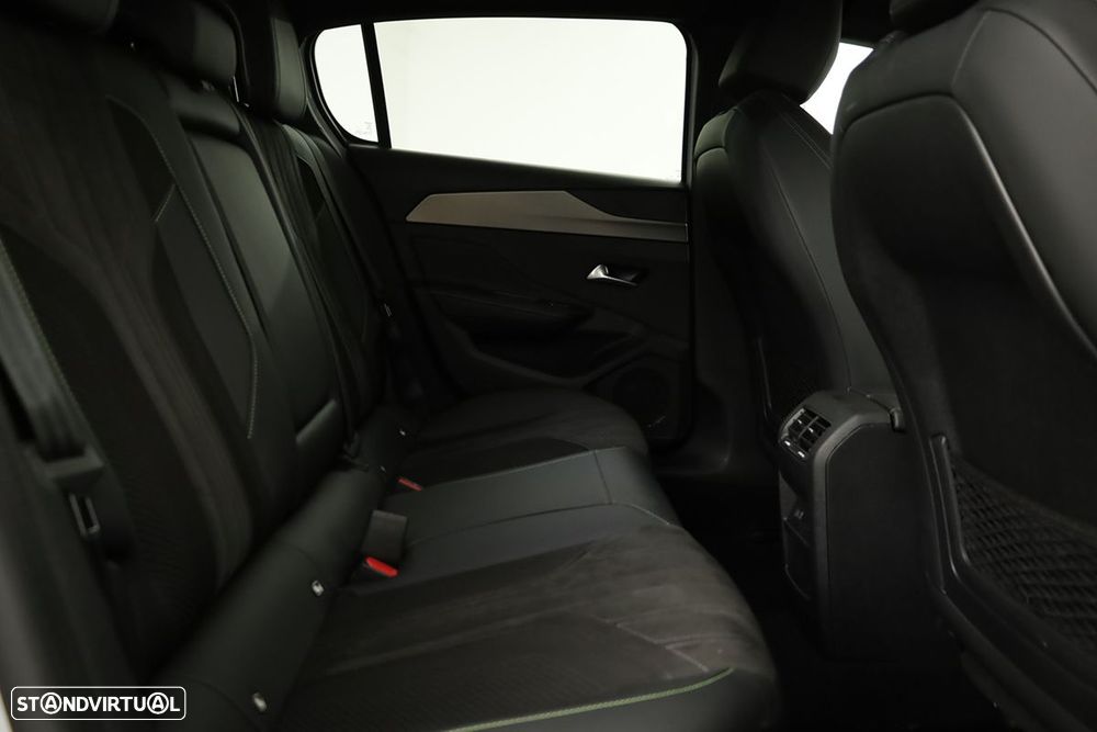 Peugeot 308 1.2 PureTech GT EAT8 - 22