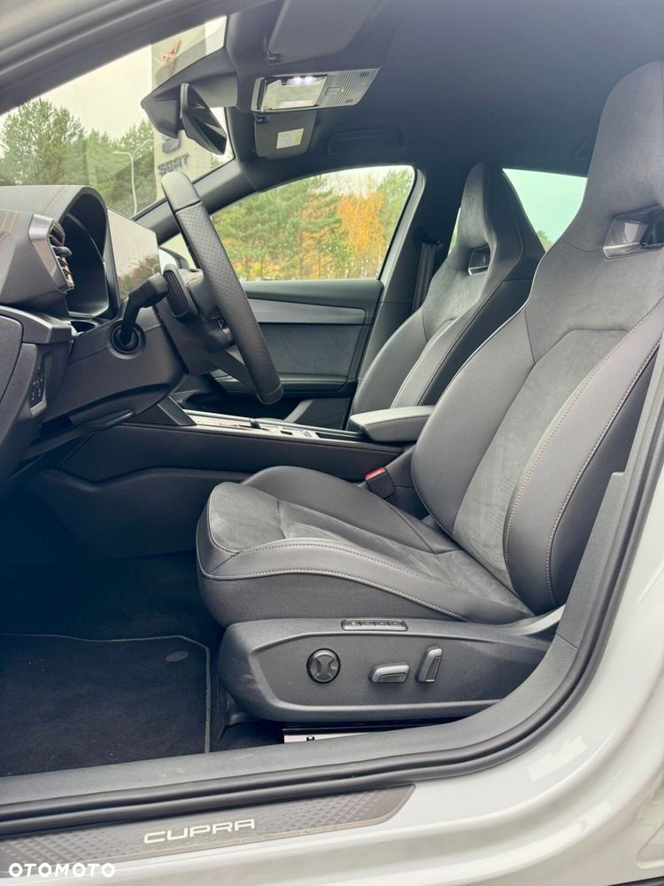 Cupra Formentor 1.5 eTSI mHEV DSG - 29