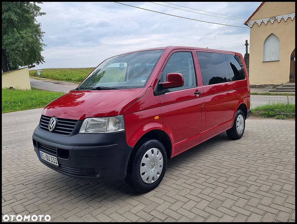 Volkswagen Transporter - 1