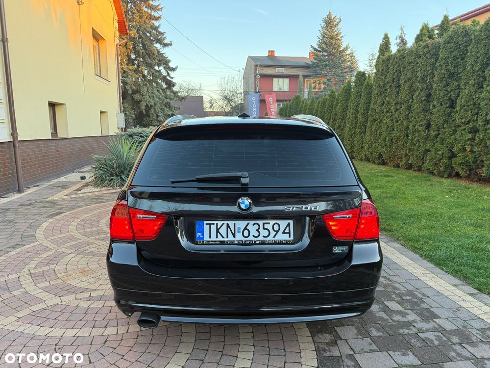 BMW Seria 3 320d Efficient Dynamics Edition - 17