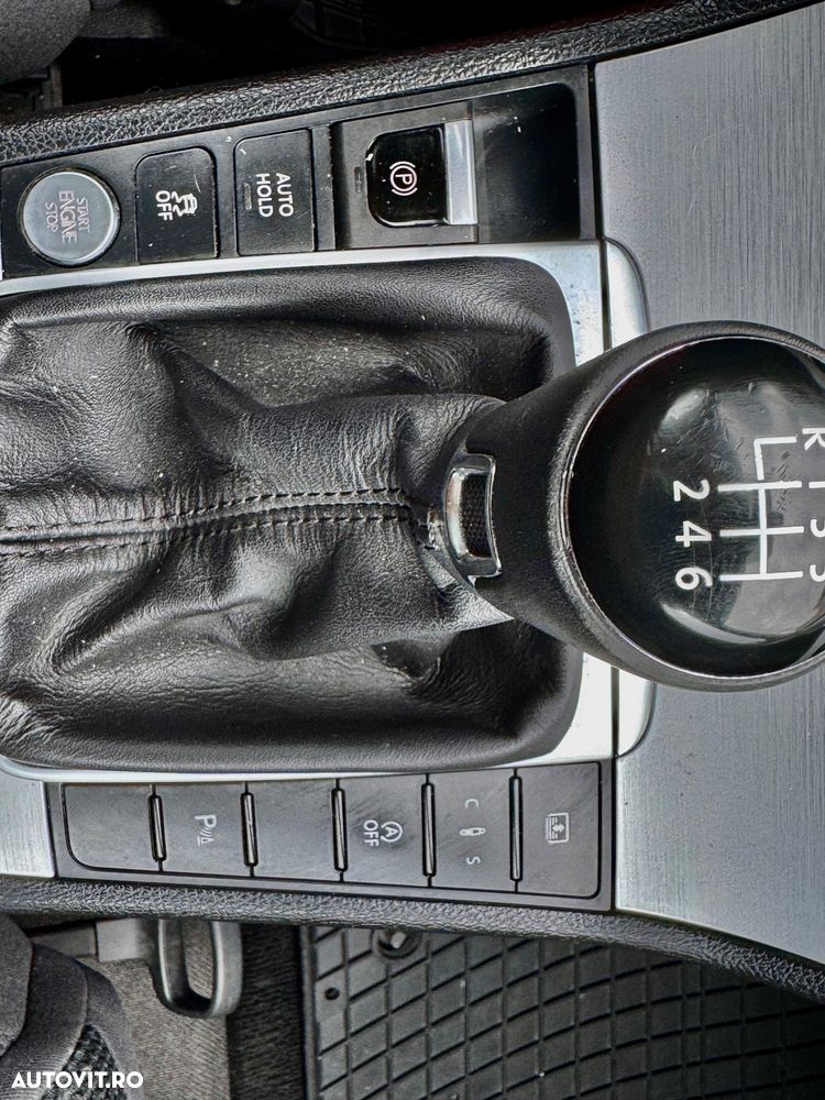 Volkswagen Passat CC 2.0 TDI BlueMotion Technology Exclusive - 24