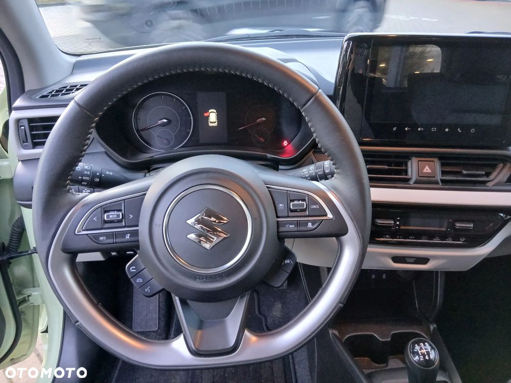 Suzuki Swift 1.2 Dualjet SHVS Premium Plus - 12