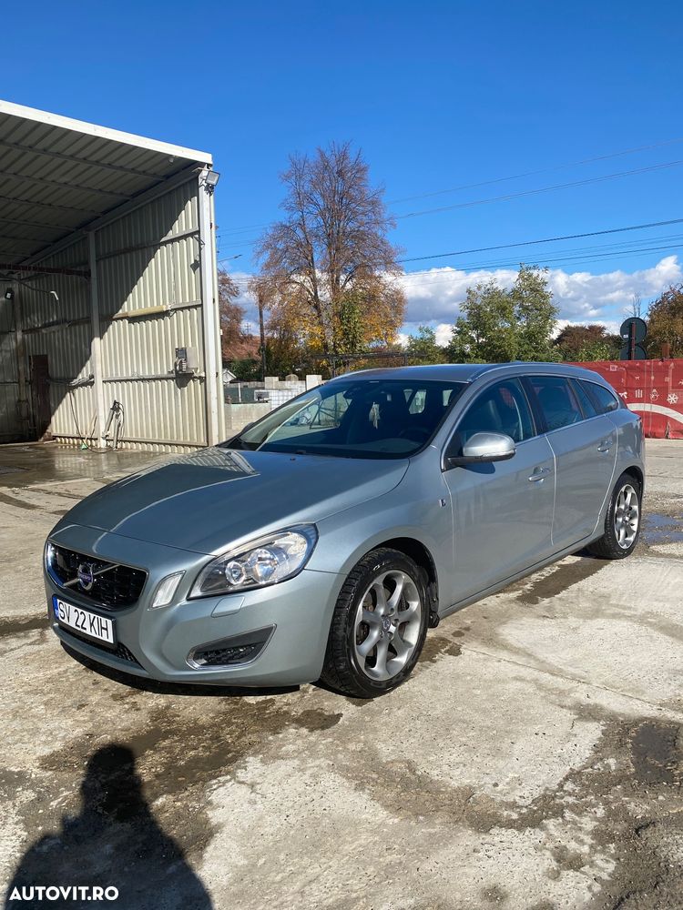 Volvo V60 ver-d3-start--stop-momentum - 1