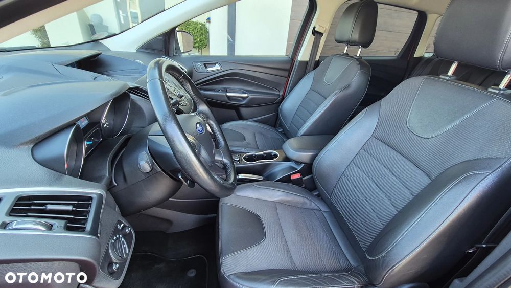 Ford Kuga 2.0 TDCi 4WD Titanium - 20