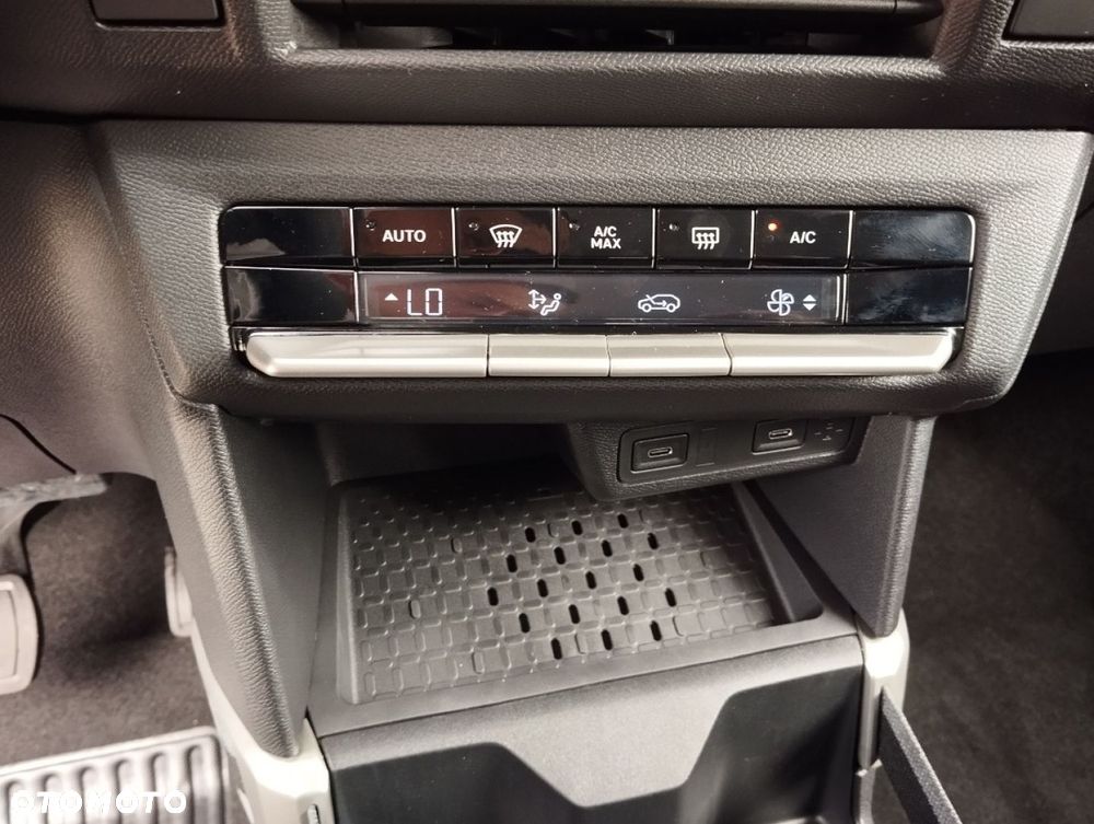 Opel Frontera - 12