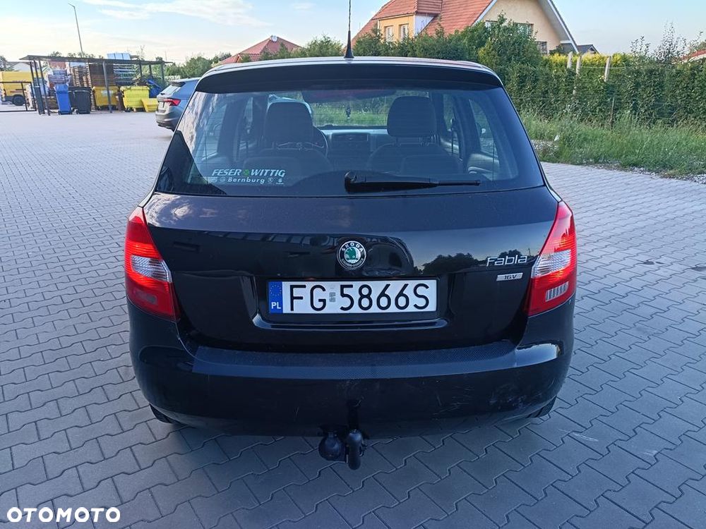 Skoda Fabia 1.4 16V STYLE Edition - 5