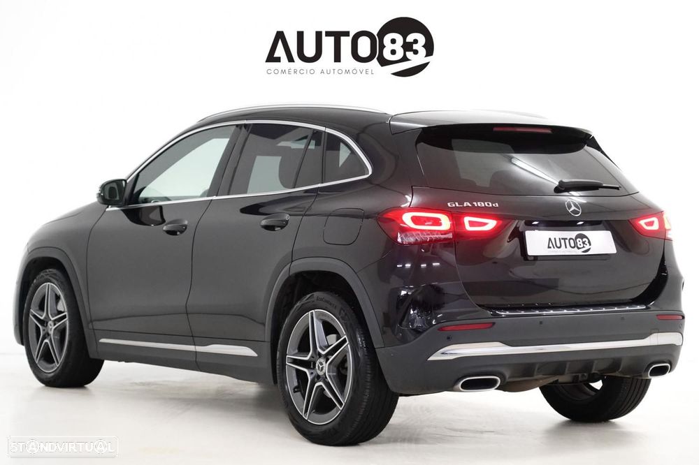 Mercedes-Benz GLA 180 d AMG Line - 3