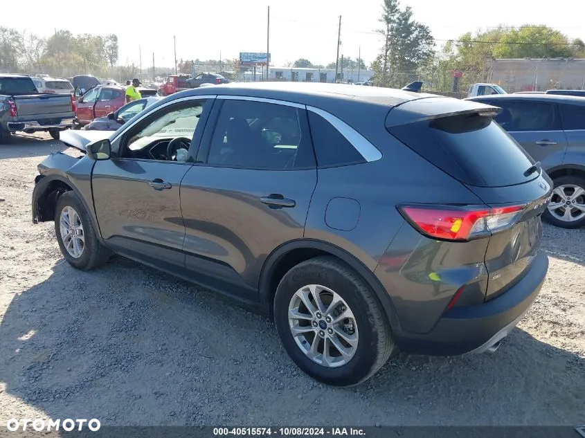 Ford Escape 1.5 EcoBoost AWD SE - 3