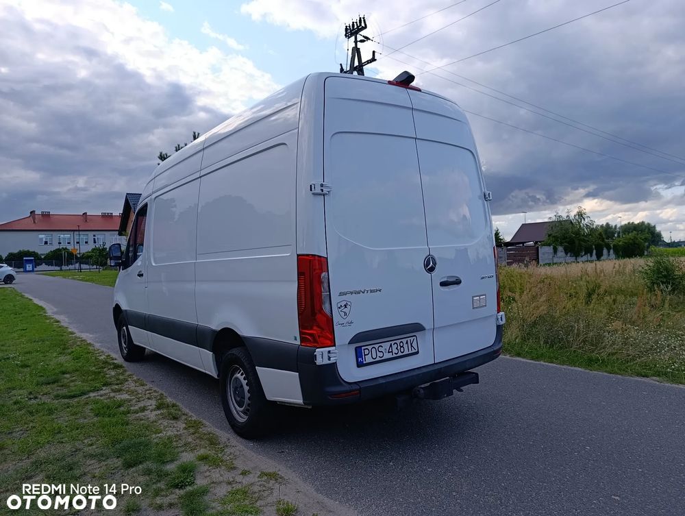 Mercedes-Benz Sprinter - 10