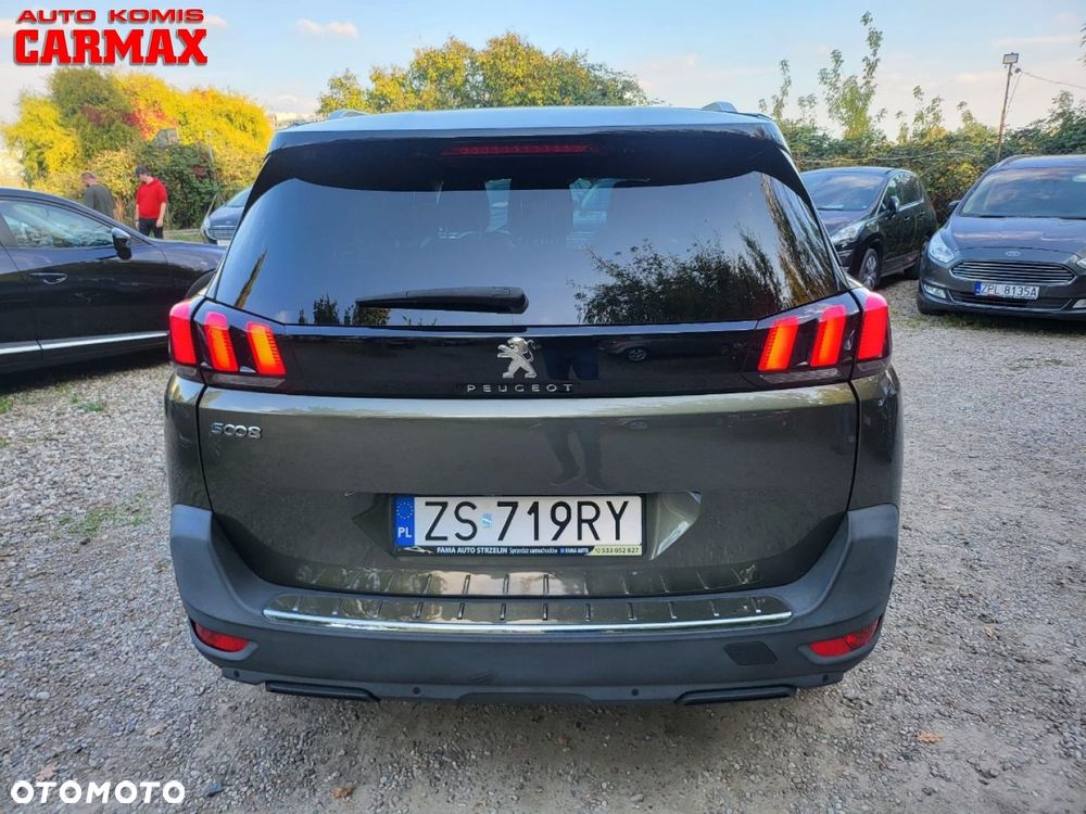 Peugeot 5008 - 6