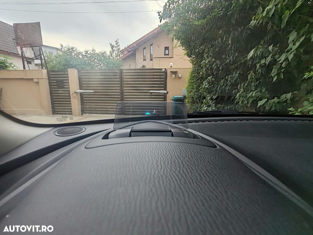 Mazda 2 CD105 Revolution Top - 7