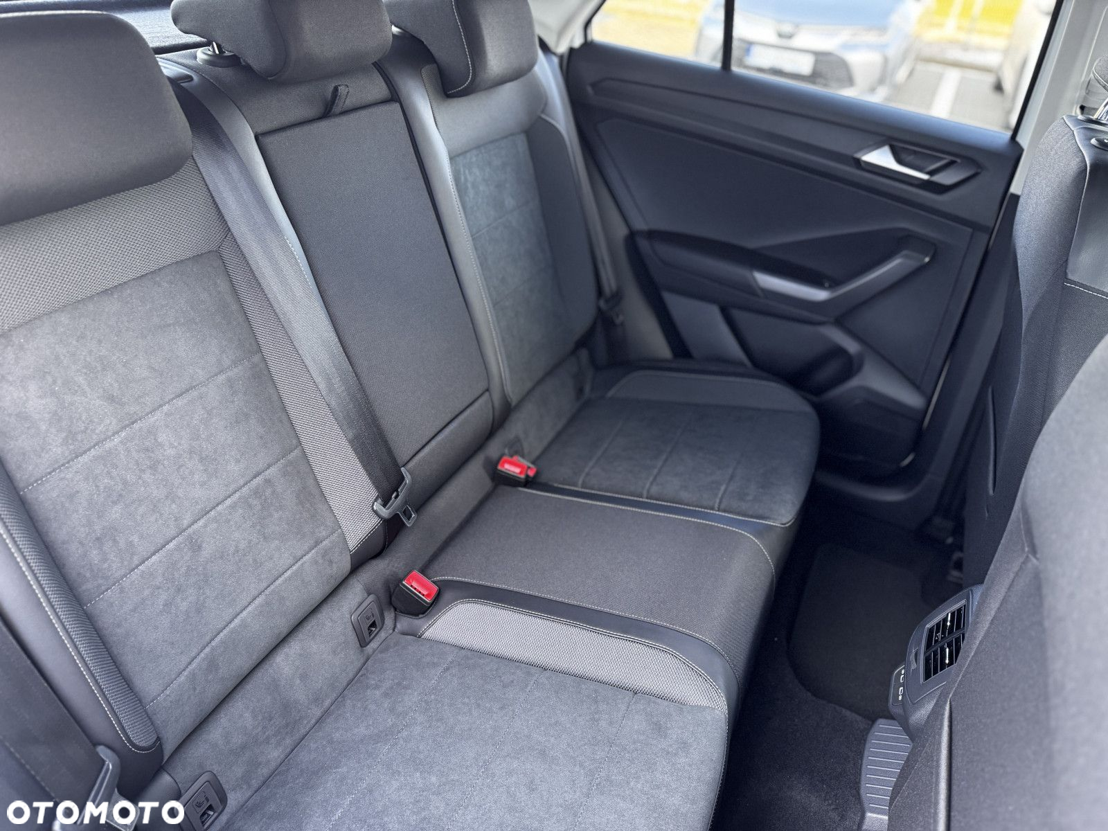 Volkswagen T-Roc 1.5 TSI Style - 9