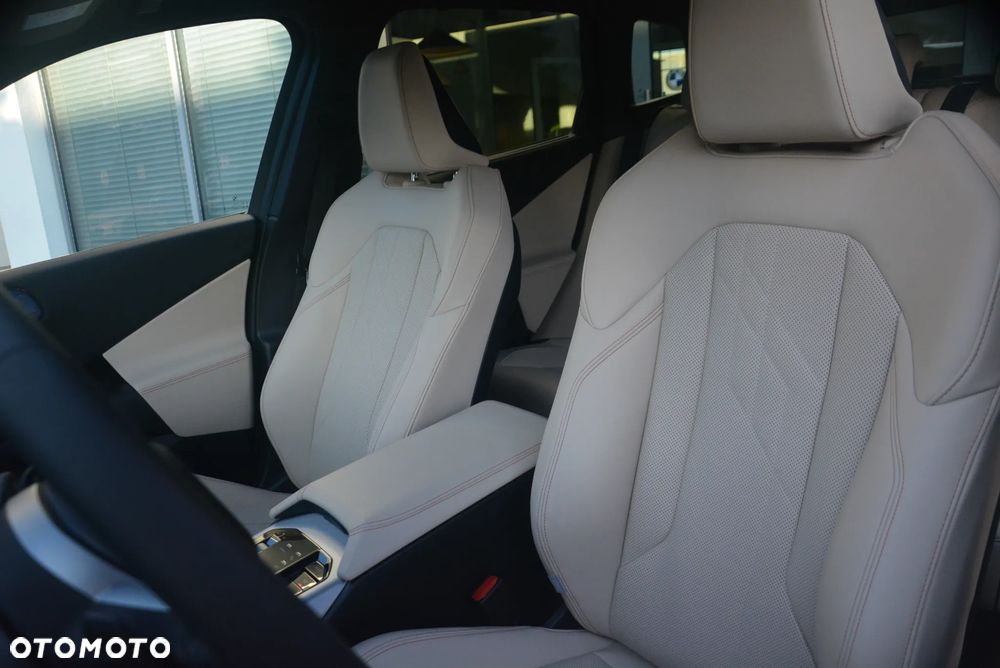 BMW X3 xDrive20 mHEV - 11