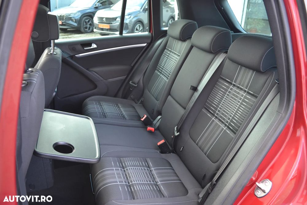 Volkswagen Tiguan - 15