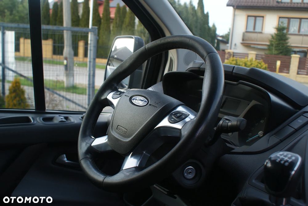 Ford Transit Custom - 13