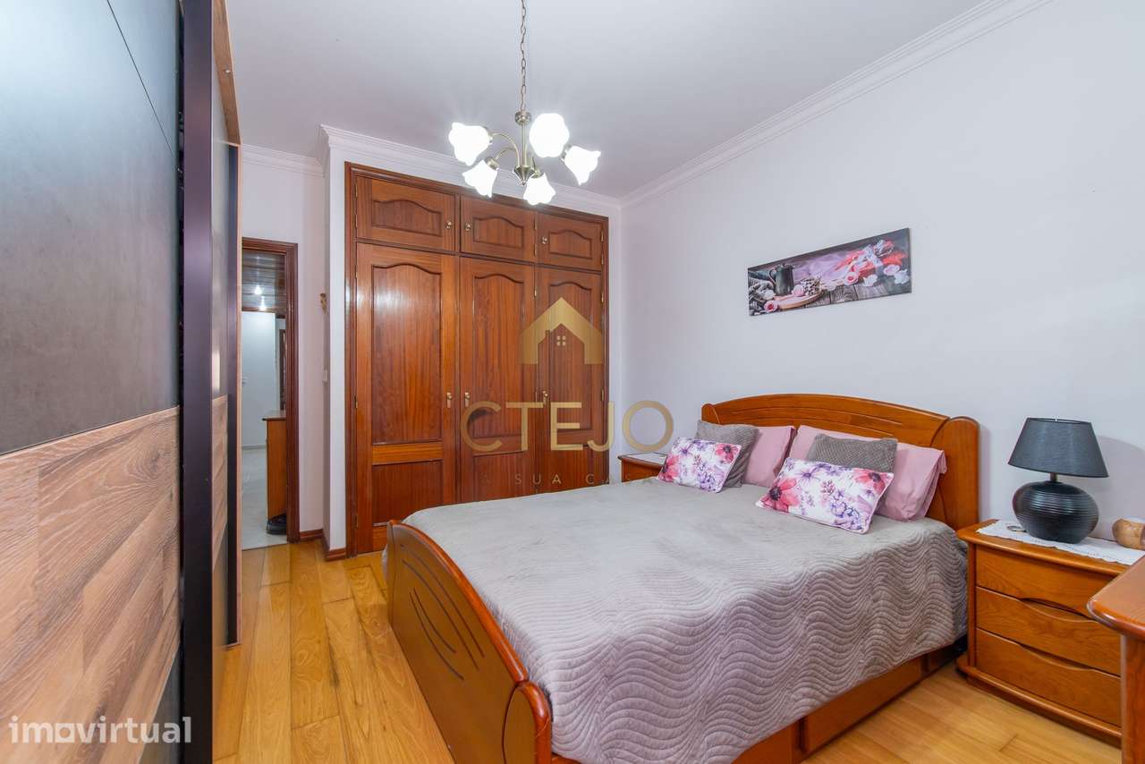 Apartamento T2 com garagem e Marquise - Grande imagem: 3/30