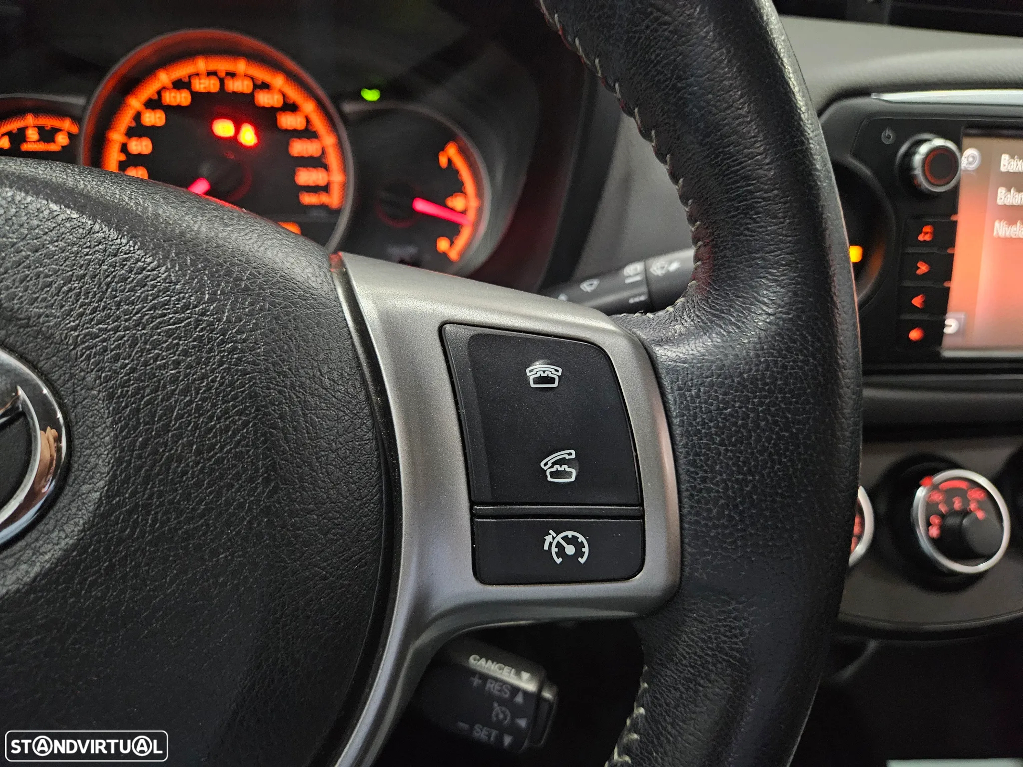 Toyota Yaris 1.4 D-4D Sport - 18