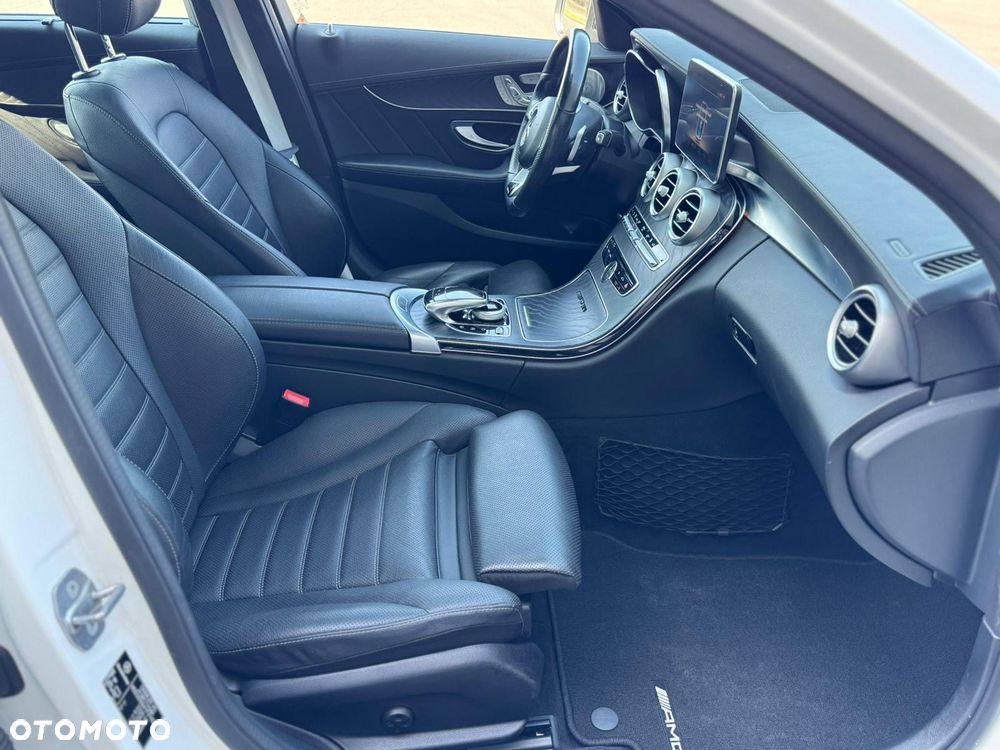 Mercedes-Benz Klasa C 450 AMG 4Matic 7G-TRONIC - 21