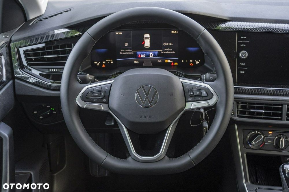 Volkswagen Polo - 22