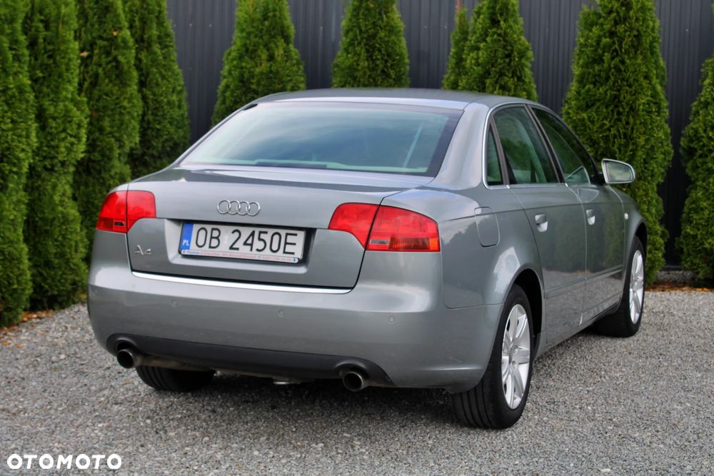 Audi A4 Limousine 2.0 T FSI quattro tiptronic - 17