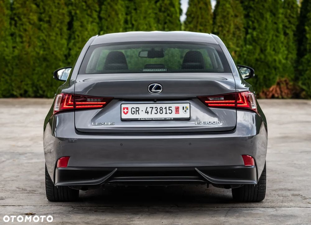 Lexus IS 300h Prestige EU6 - 7