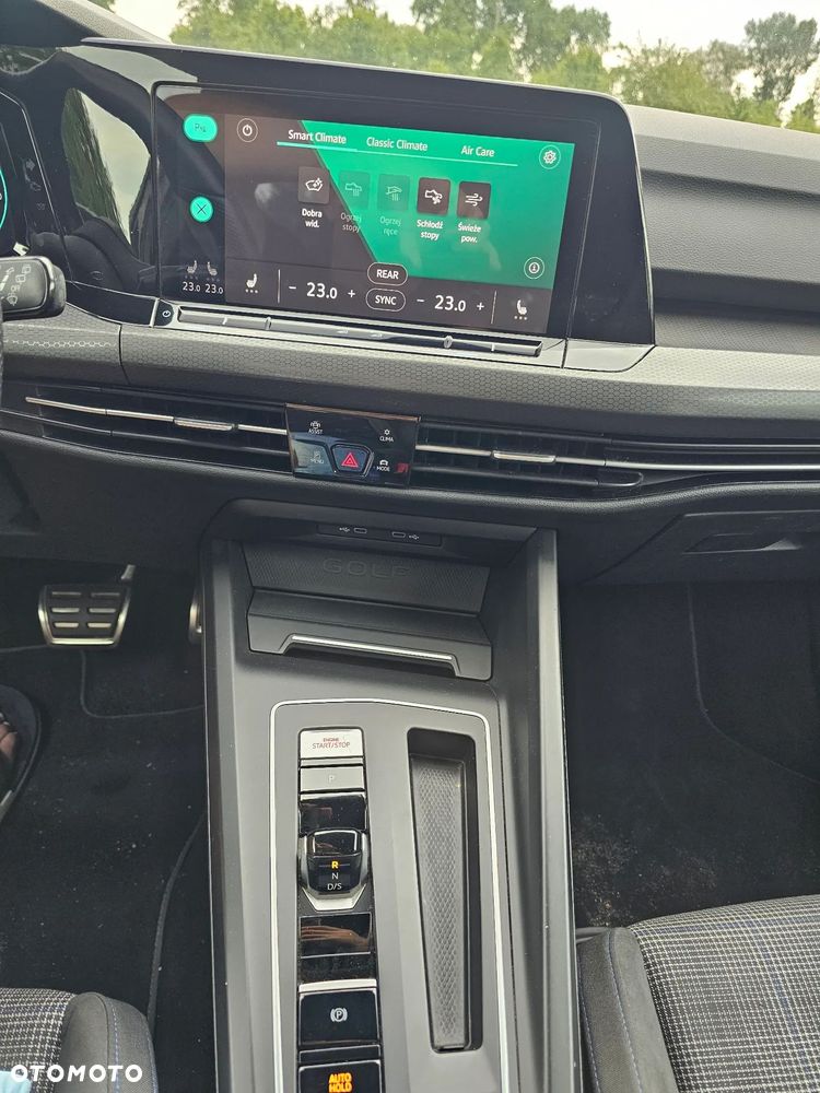 Volkswagen Golf - 9