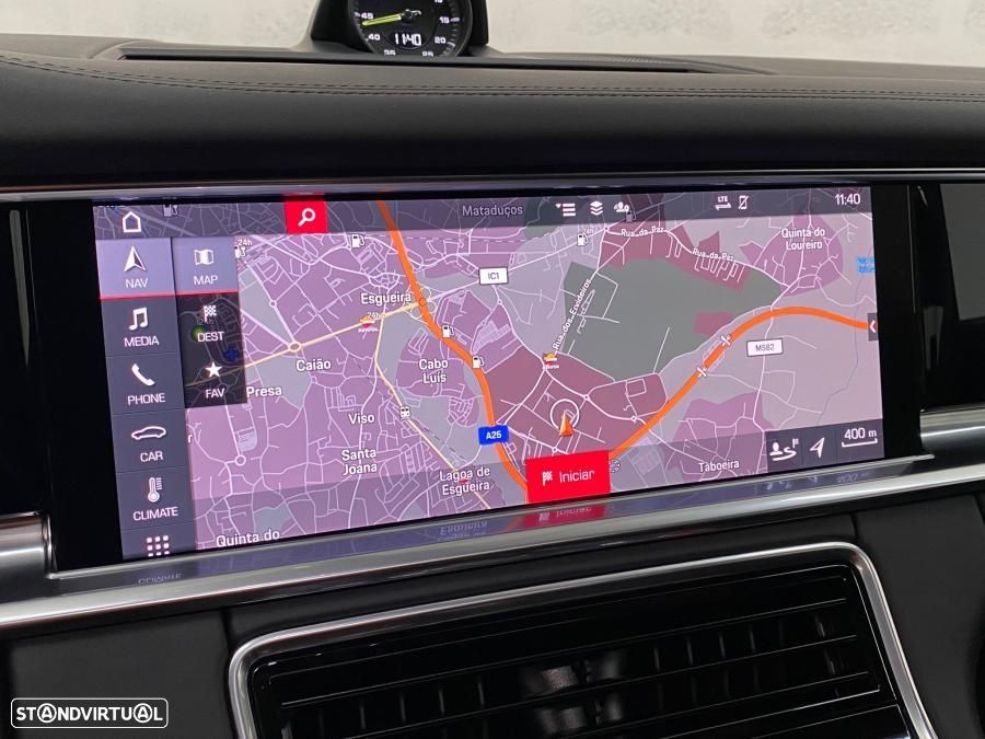 Porsche Panamera 4 E-Hybrid Platinum Edition - 45