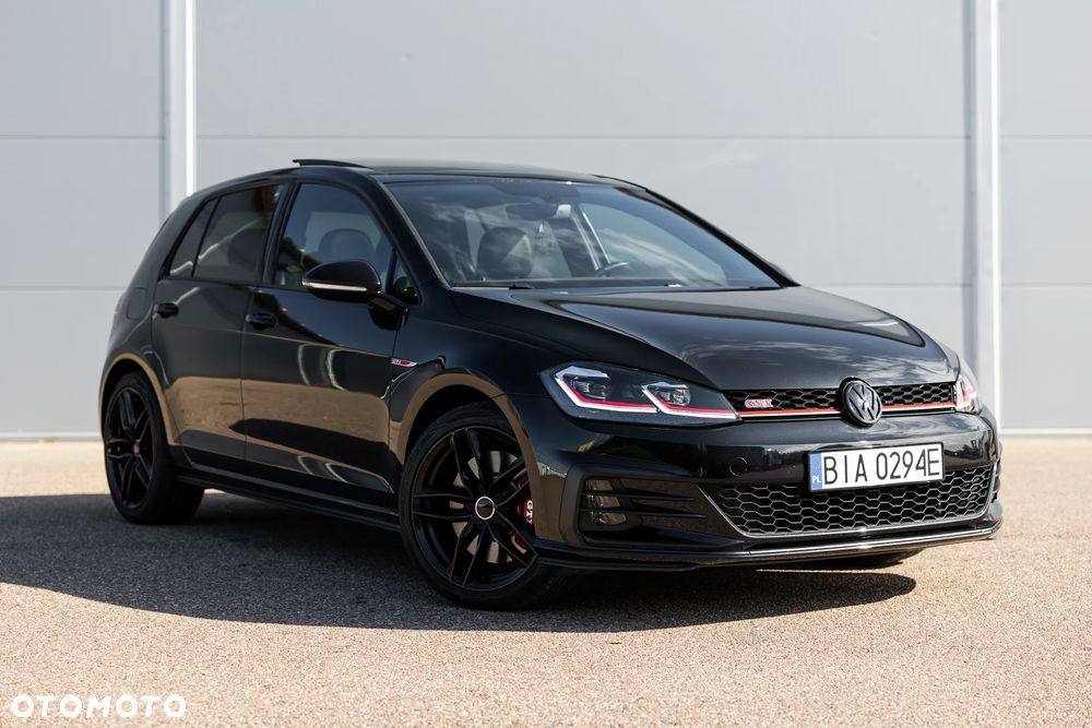 Volkswagen Golf - 13