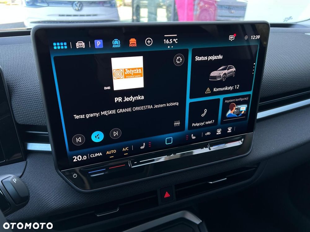 Volkswagen T-Roc - 17