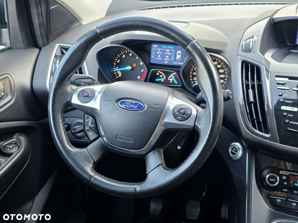 Ford Kuga - 17