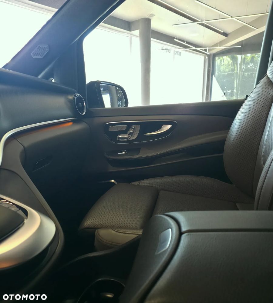 Mercedes-Benz Klasa V 300 d Exclusive 9G-Tronic (d³ugi) - 15