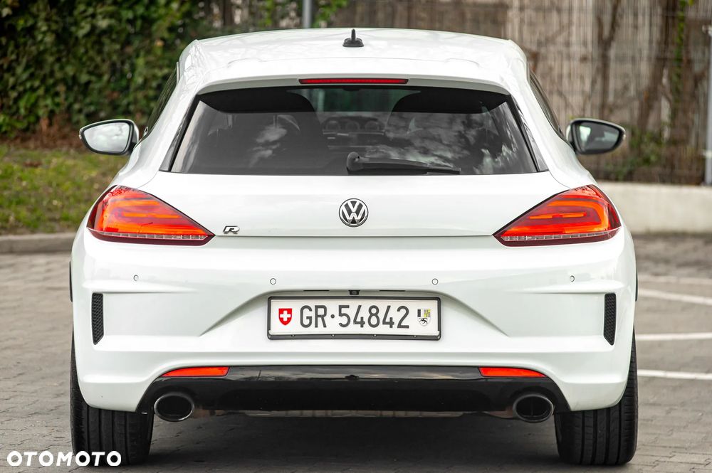 Volkswagen Scirocco R - 12