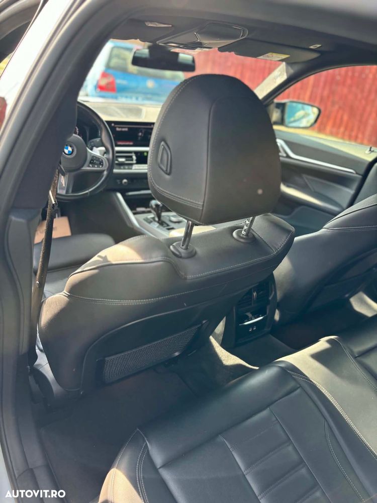 BMW M4 M440i xDrive - 13