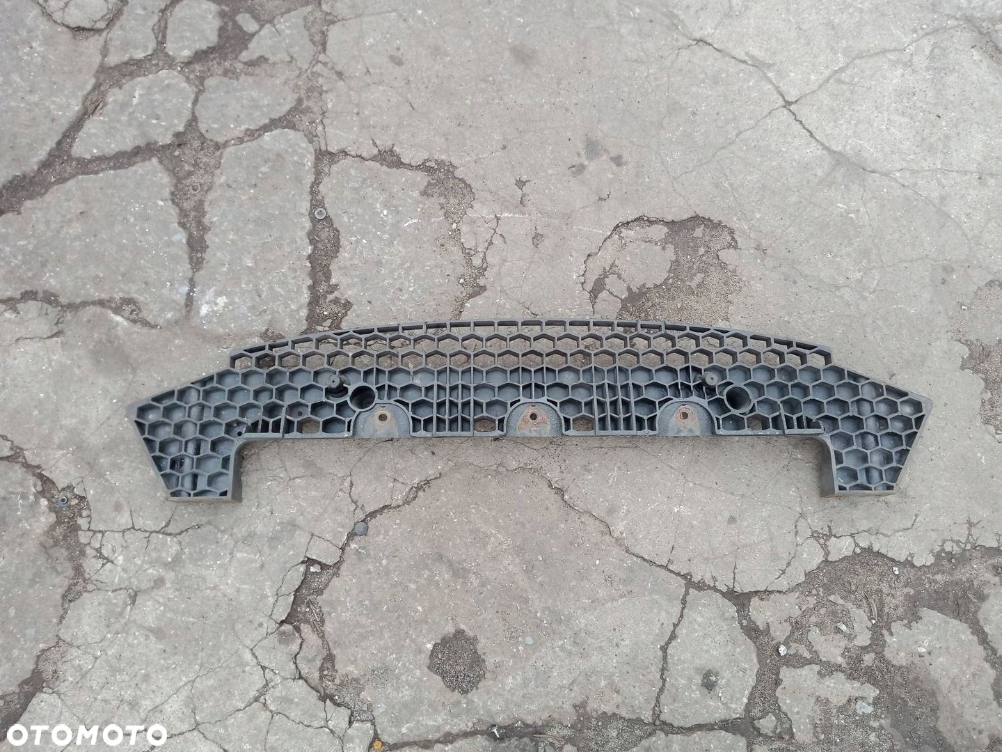 Hyundai ix20 2014 Belka zderzaka przedniego - 2